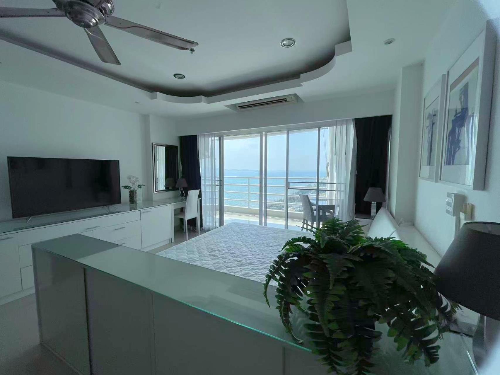 Beautiful Sea View Beach Front Condo Pattaya Εξωτερικό φωτογραφία